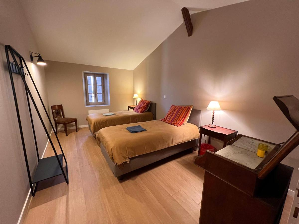 Domaine De La Grande Chapelle Hotell Cadillac-en-Fronsadais Exteriör bild