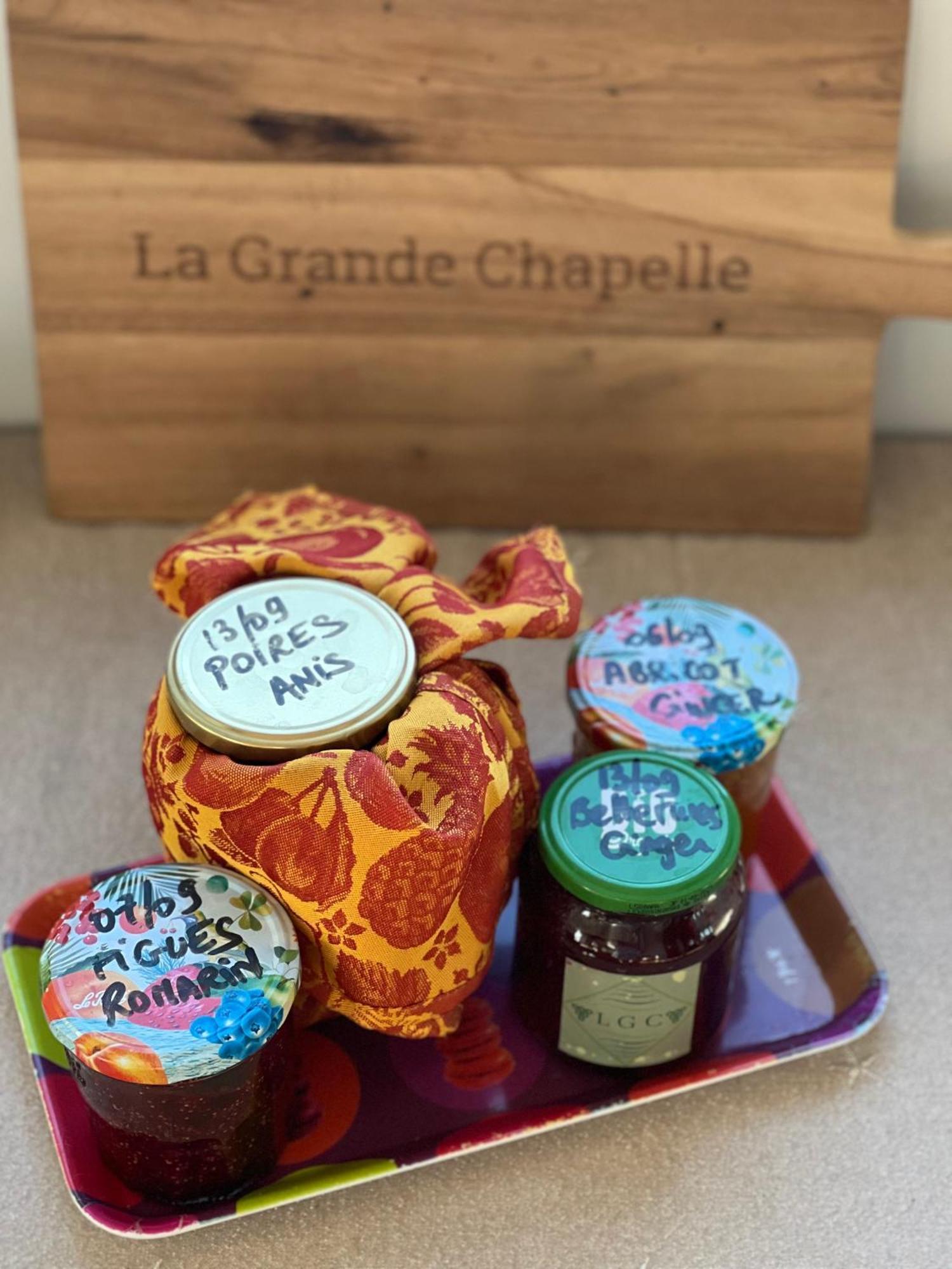 Domaine De La Grande Chapelle Hotell Cadillac-en-Fronsadais Exteriör bild